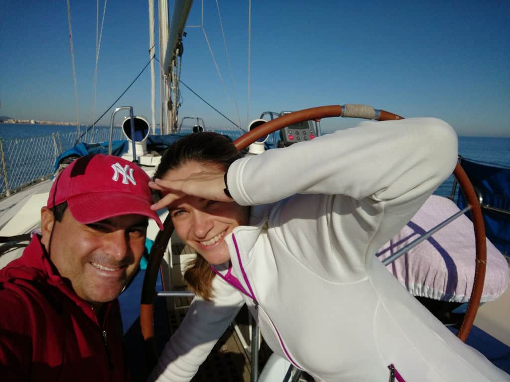 Probando el barco con la familia.