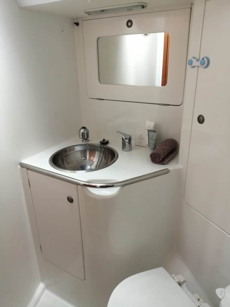 Baño Popa Estribor