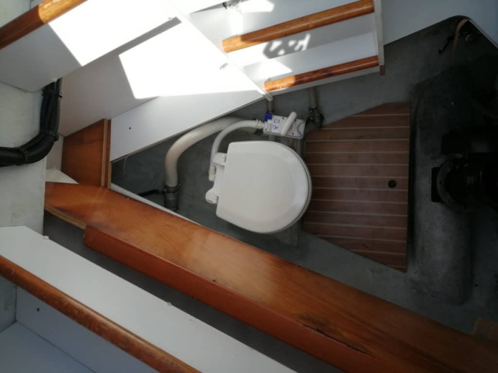 Camarote Skipper (Dispone de WC y lavabo).