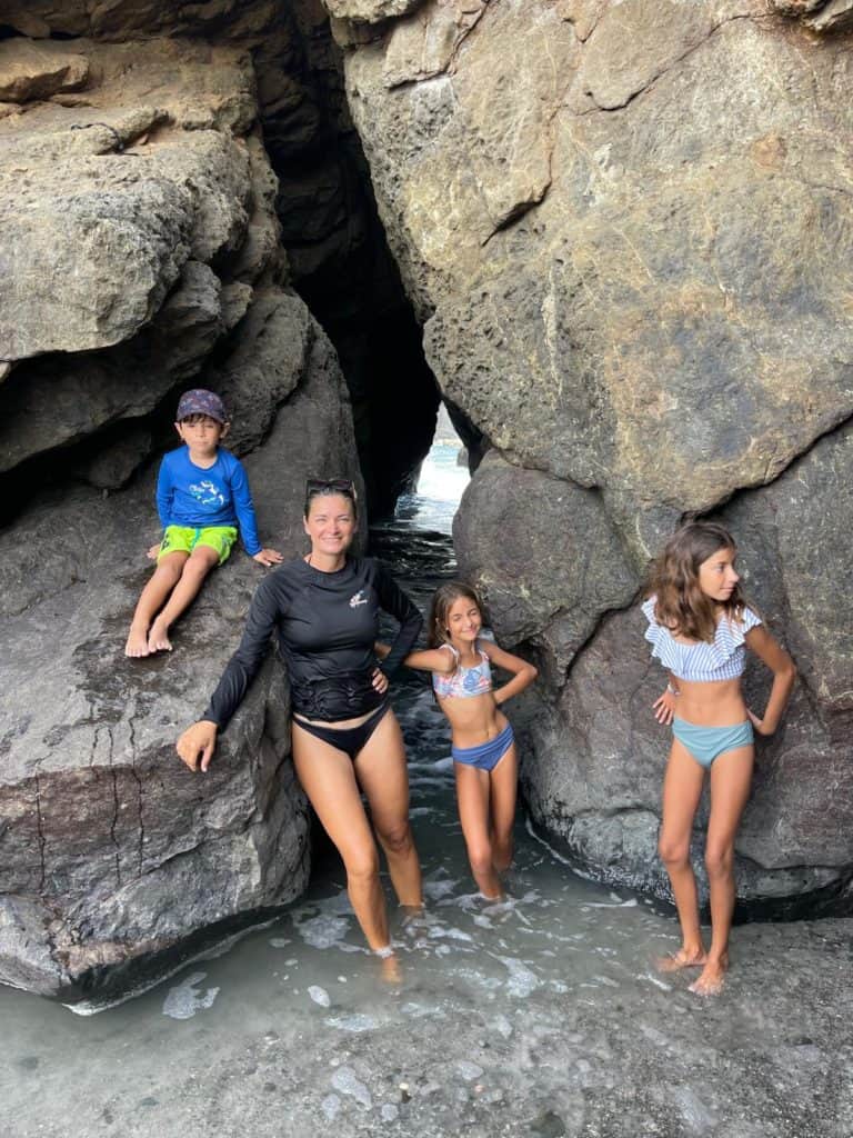 Cueva de Playa Pochote.